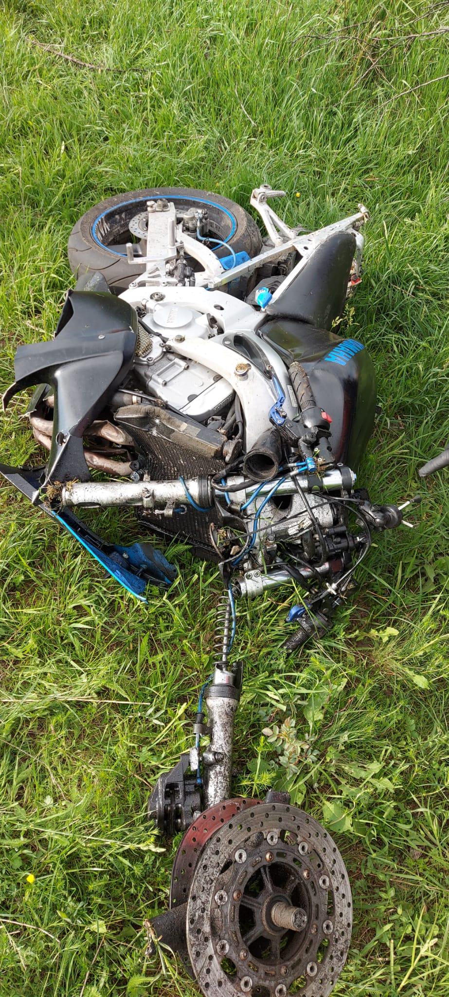Un motociclist de 32 de ani a murit după ce s-a izbit frontal cu o maşină, în municipiul Hunedoara 767873