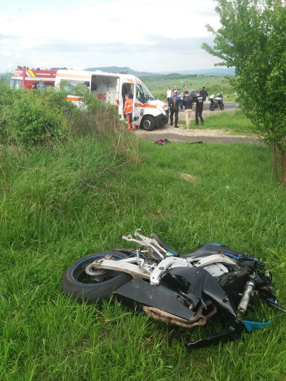 Un motociclist de 32 de ani a murit după ce s-a izbit frontal cu o maşină, în municipiul Hunedoara 767874