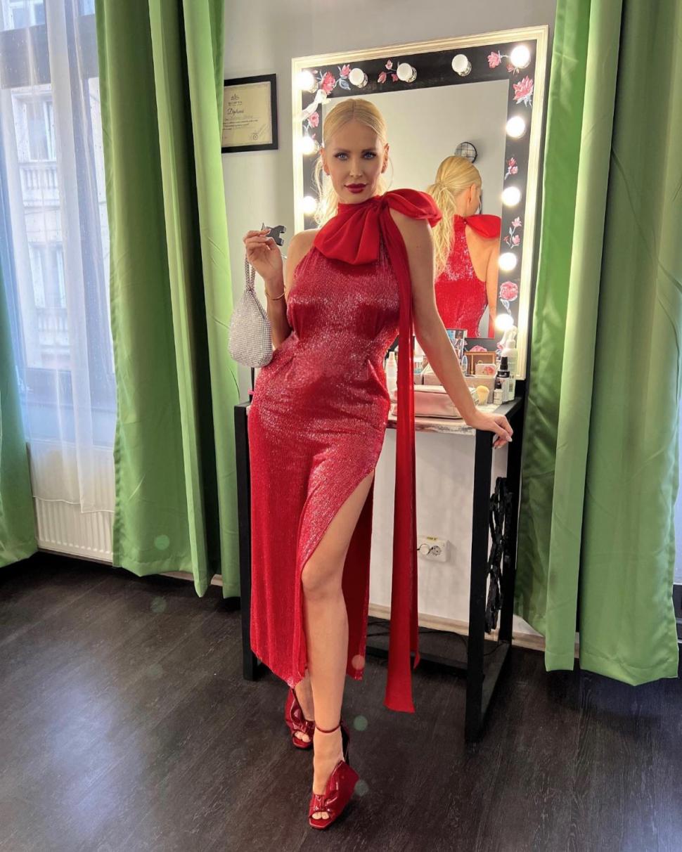 Ce este diastaza, boala de care suferă Andreea Bănică. "Se umflă și dacă beau apă" 767943