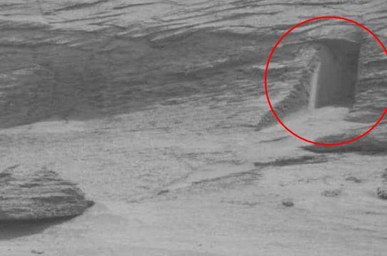 "Ușa de pe Marte" stârnește emoții pe Pământ 768049