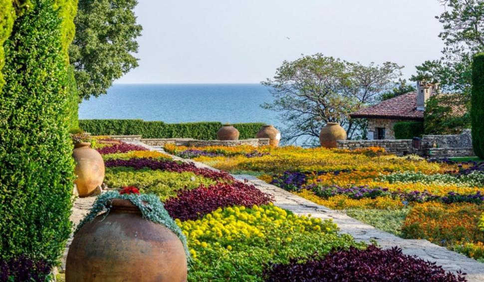 Castelul Reginei Maria şi grădina botanică din Balcic, cele mai îndrăgite atracţii turistice din Bulgaria 768034