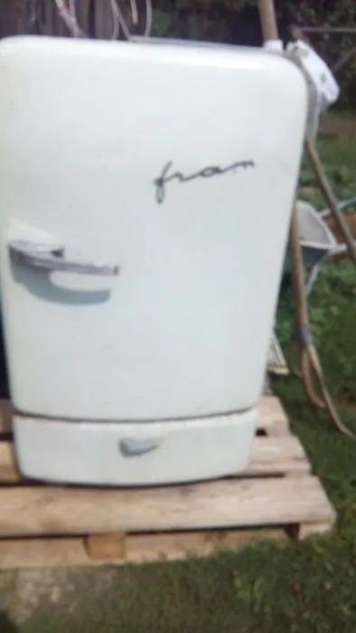 Suma uriașă cerută de un român pentru un frigider Fram din 1960 pe un site de anunțuri 768842