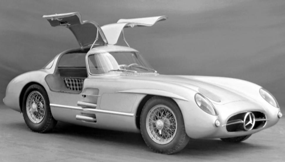 S-a vândut cea mai scumpă mașină din lume. Costă mai mult decât un avion american F-35 768901