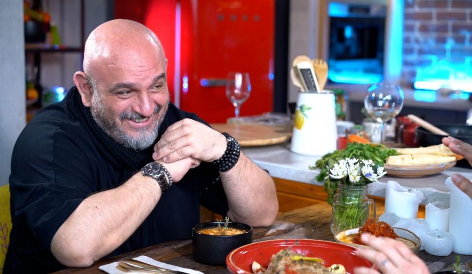 Alin Gălăţescu a defilat cu un preparat delicios în bucătăria lui Ştefan Lungu. Mâncare de fasole cu ciolan afumat şi fasole bătută 768702