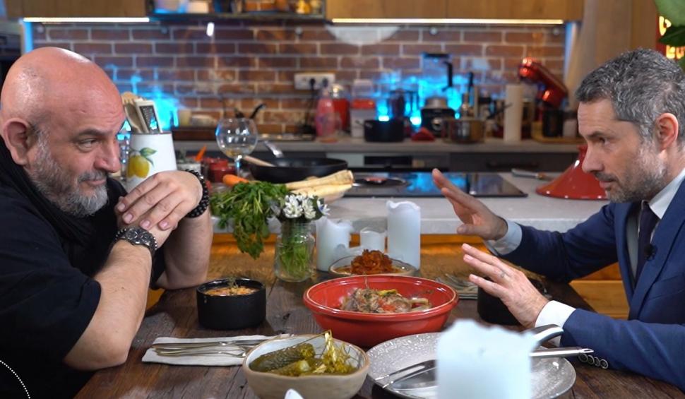 Alin Gălăţescu, între pasiune pentru modă, ştiinţe exacte şi bun gust. Ştefan Lungu a gătit alături de criticul de modă în ediţia 2 "Gătit la costum", sezonul 2  768493