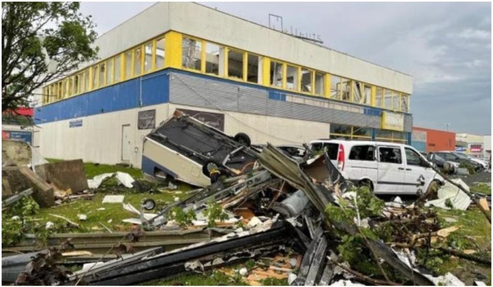 43 de persoane au fost rănite în Germania în urma unei tornade puternice