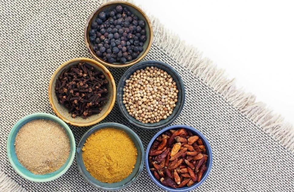 Planta care previne toxiinfecţiile alimentare şi curăţă sângele