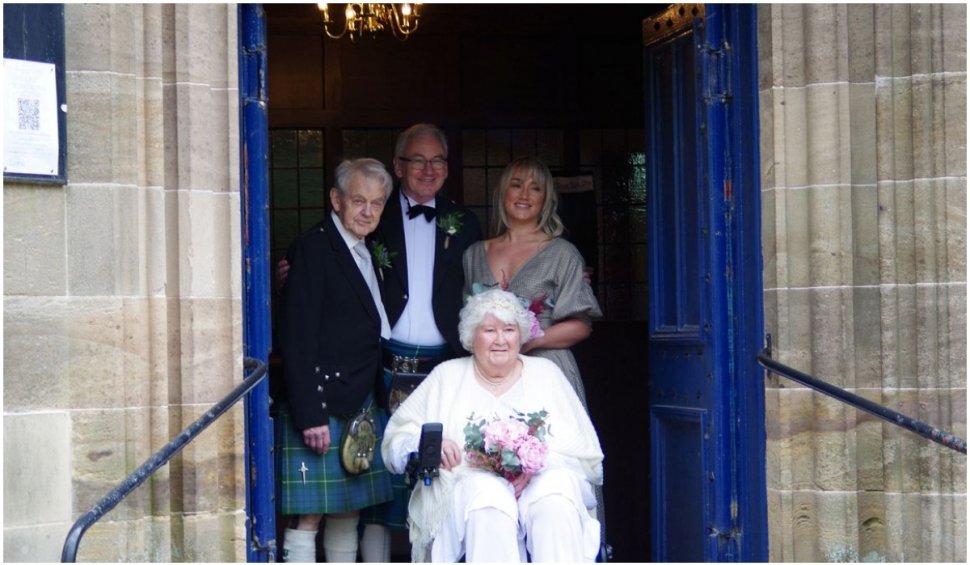 Un cuplu a ajuns, în sfârșit, la altar după o logodnă de aproape 70 de ani