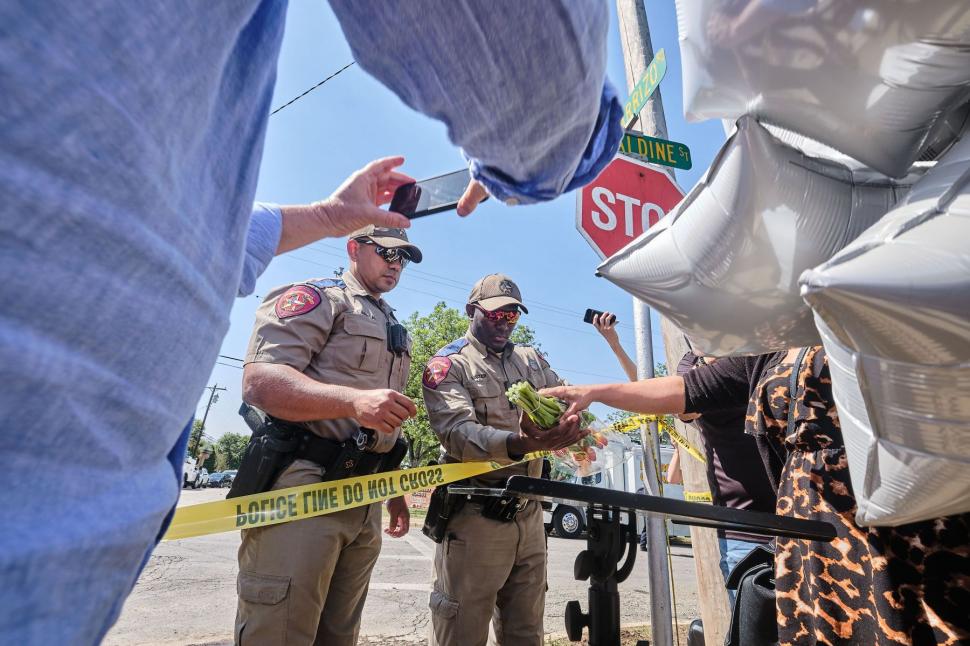 Mesajele text trimise de ucigașul din Texas unei fete din Europa, chiar înainte de a omorî 21 de oameni 770209