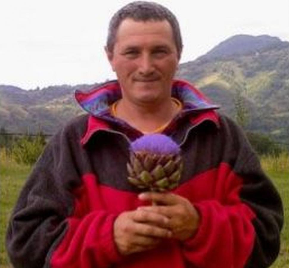 El este Guru din Hunedoara care ar avea copii cu multe dintre "adeptele" sale pe care le-a abuzat 770513