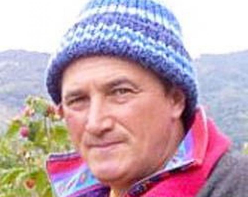 El este Guru din Hunedoara care ar avea copii cu multe dintre "adeptele" sale pe care le-a abuzat 770514