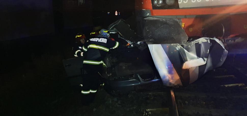 Accident feroviar grav în Satu Mare: Tânăr de 19 ani, mort după ce a fost prins sub locomotiva unui tren 770588