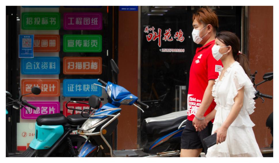 Shanghai dezlănţuit |Oamenii au luat cu asalt magazinele, frizeriile, restaurantele după ridicarea restricţiilor 771335