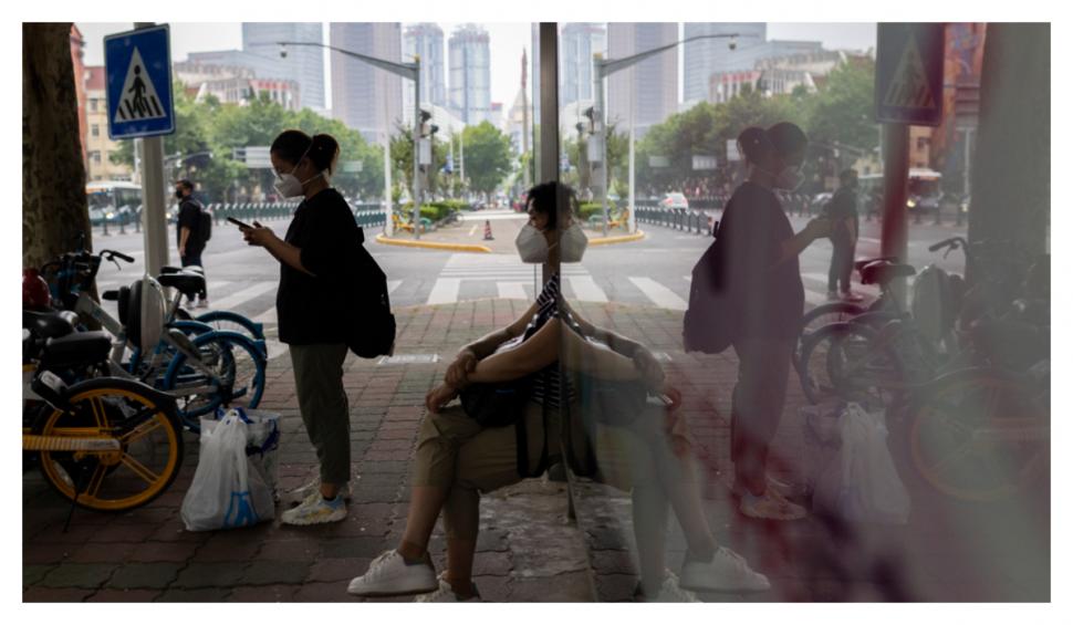 Shanghai dezlănţuit |Oamenii au luat cu asalt magazinele, frizeriile, restaurantele după ridicarea restricţiilor 771338