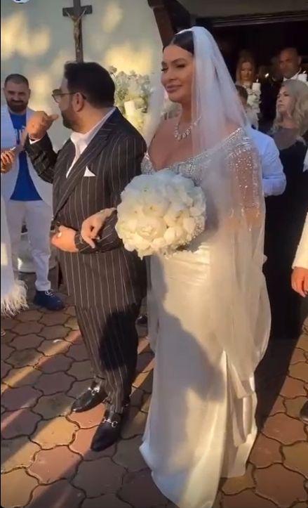 Detaliul ignorat de Florin Salam la cununia religioasă. ÎPS Teodosie nu îi recunoaște căsătoria cu Roxana Dobre 771590