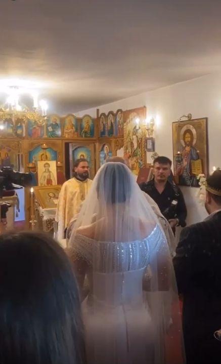 Detaliul ignorat de Florin Salam la cununia religioasă. ÎPS Teodosie nu îi recunoaște căsătoria cu Roxana Dobre 771592