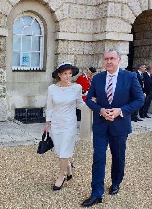 România, reprezentată la Jubileul de Platină al Reginei Elisabeta a II-a de Majestatea Sa Margareta. Cum şi-a făcut apariţia Custodele Coroanei  771596