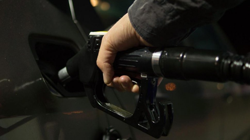 Prețul benzinei și al motorinei în România, astăzi, 2 iunie 2022. Cât costă un litru de carburant 