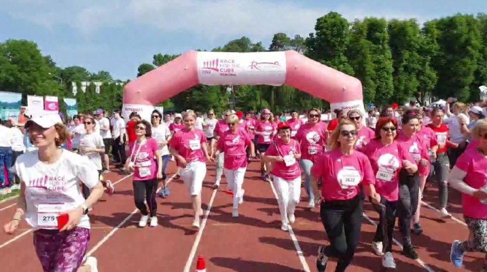 Astăzi s-a dat startul cursei caritabile Race for the Cure România. Evenimentul, organizat de Fundaţia Renaşterea