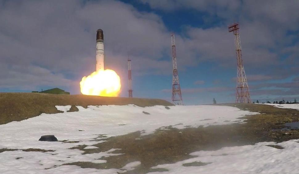 România, amenințată de la Moscova cu un atac nuclear, după ce Serghei Lavrov n-a mai putut să zboare în Serbia 772044