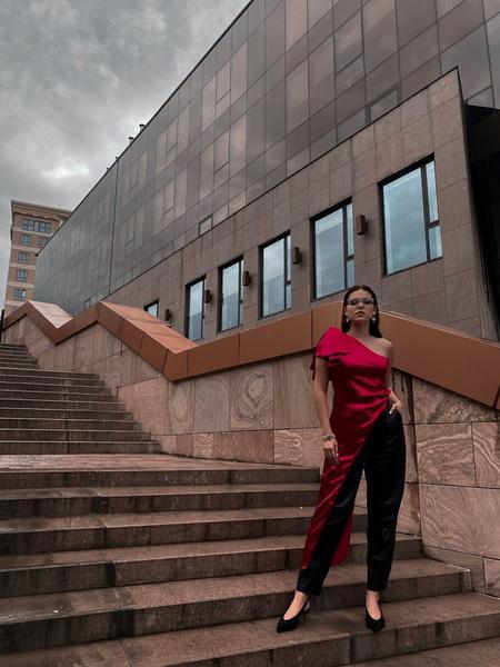 Medicul ieșean care face furori pe internet. Are colaborări cu diverse brand-uri naționale și internaționale 772425