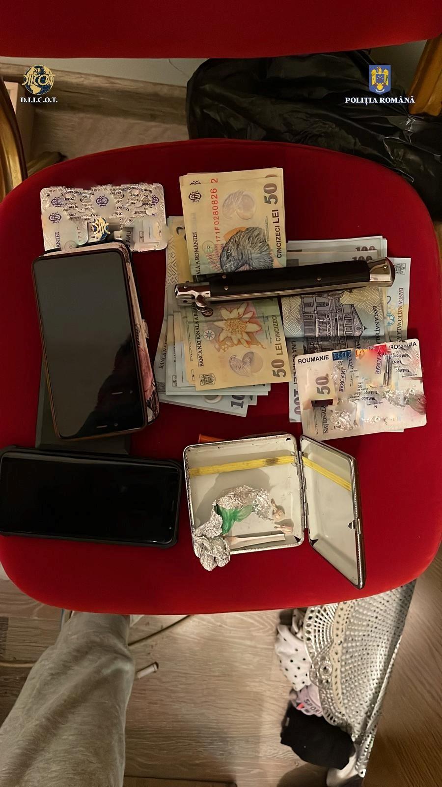 Percheziții de amploare la traficanții de droguri din București și Ilfov, după tragedia de la Festivalul Saga 772318