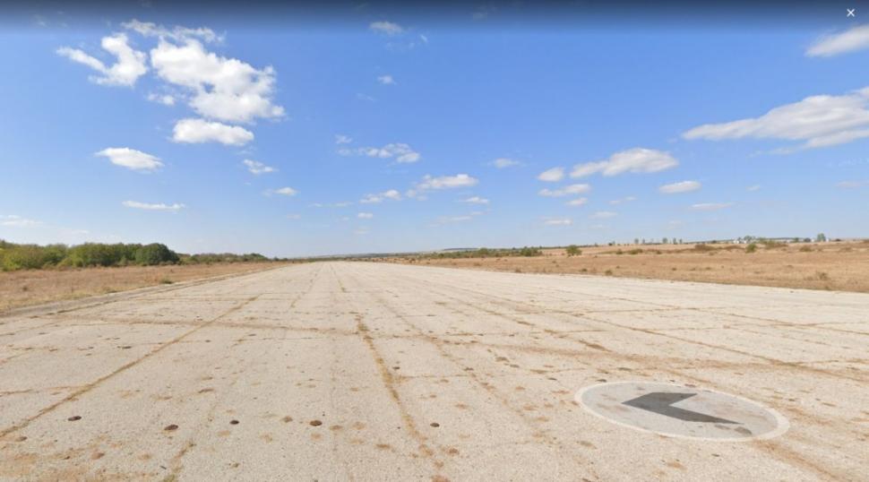 "Avionul-fantomă" a aterizat pe un aerodrom din nord-estul Bulgariei | În Ungaria, echipajul a alimentat "la canistră" 772603