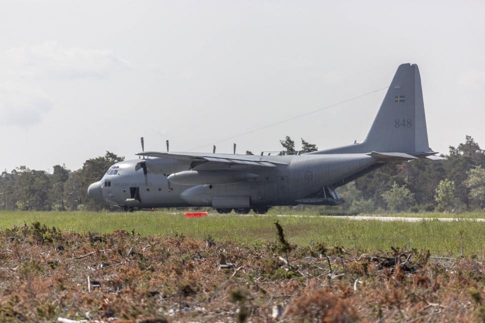 Zeci de nave și avioane ruse, desfășurate în Marea Baltică. NATO este prezent în zonă cu vase de război 772574