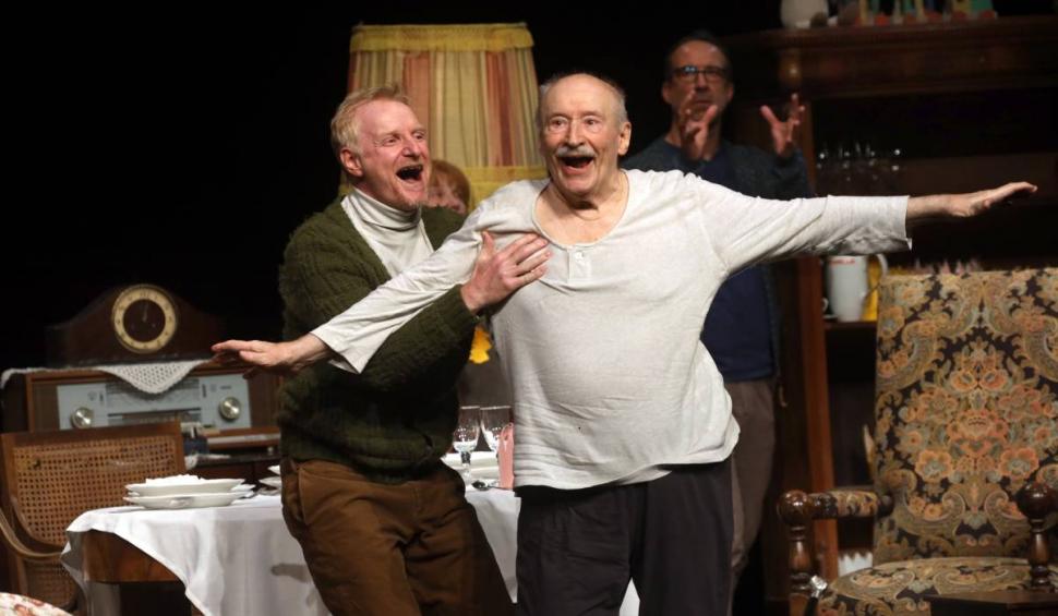 Victor Rebengiuc, după anunțul privind retragerea din actorie: ”Asta nu înseamnă că gata, nu mă voi mai urca pe scenă de acum încolo” 772736