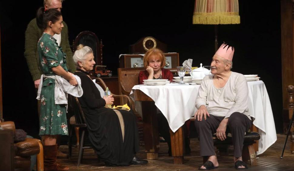 Victor Rebengiuc, după anunțul privind retragerea din actorie: ”Asta nu înseamnă că gata, nu mă voi mai urca pe scenă de acum încolo” 772737