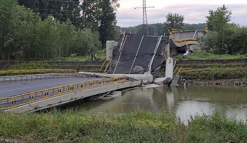 Acuzaţii explozive în cazul podului prăbuşit la Luţca: "Primarul bea whiskey cu constructorul"