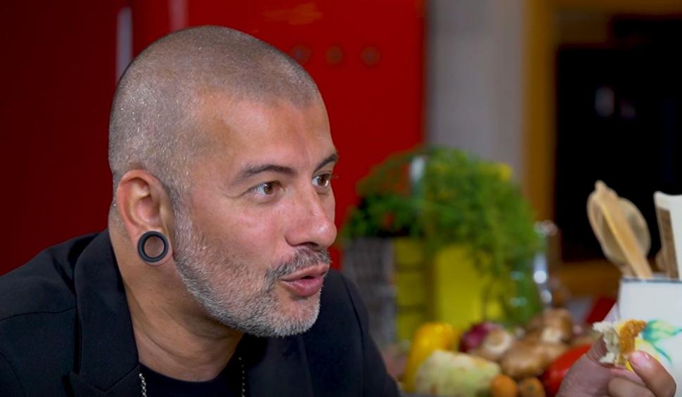 Ștefan Lungu a gătit alături de Vali Bărbulescu, în ediția 5 "Gătit la costum", sezonul 2: "Au fost zile în care nu am avut bani de pâine" 772791