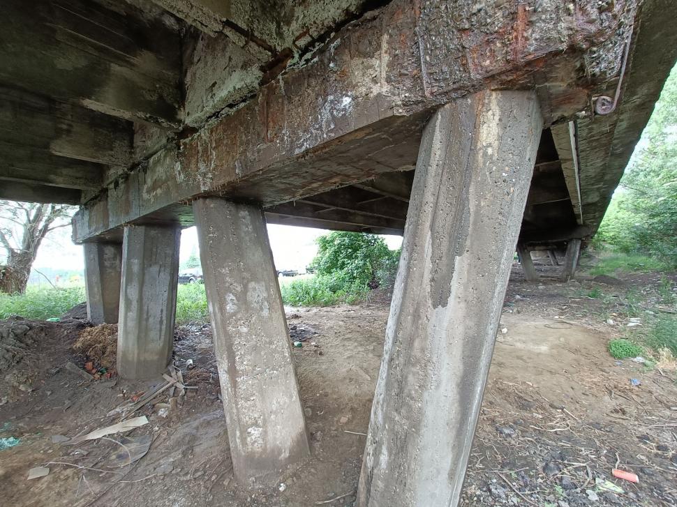 Încă un pod capcană ameninţă viaţa oamenilor din Neamţ. Ce fac autorităţile? 773207