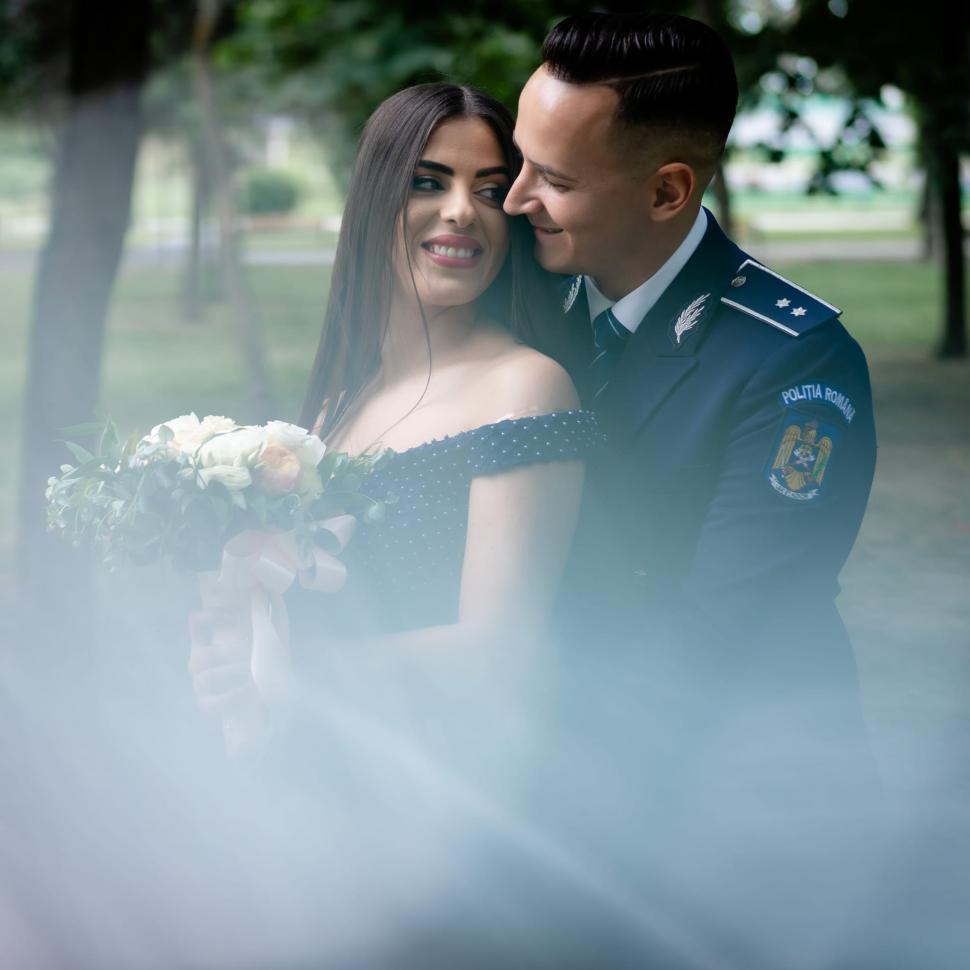 Doi tineri din Arad au început o poveste de iubire după ce ea a fost implicată într-un accident 773407