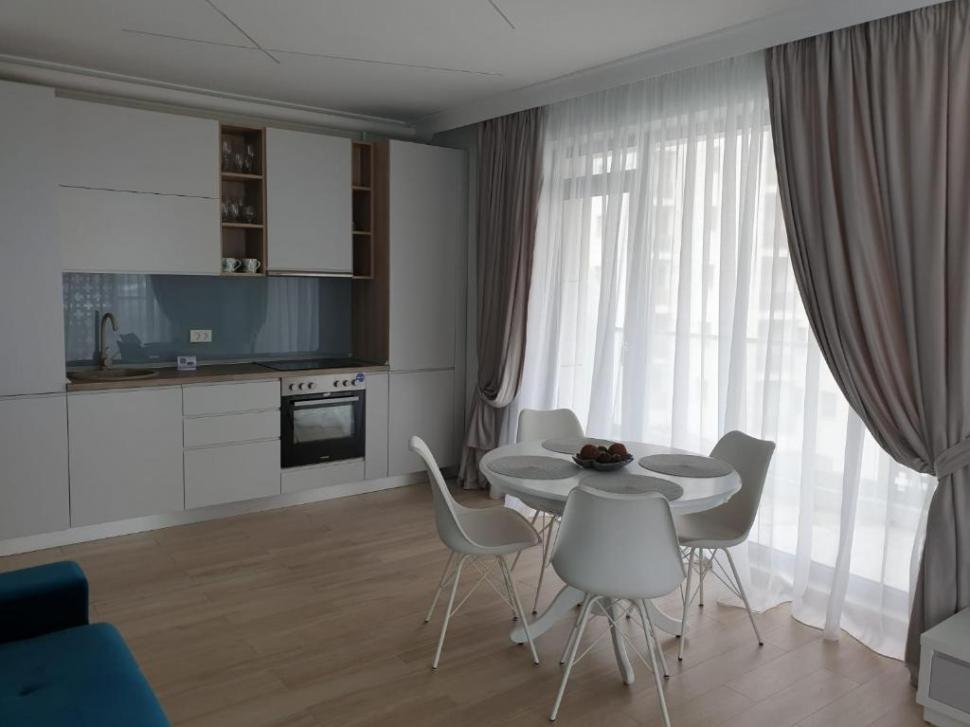 Cât costă o noapte în hotelul Simonei Halep din Mamaia. Poate părea o sumă uriașă, dar imaginile din interior spun totul 773598