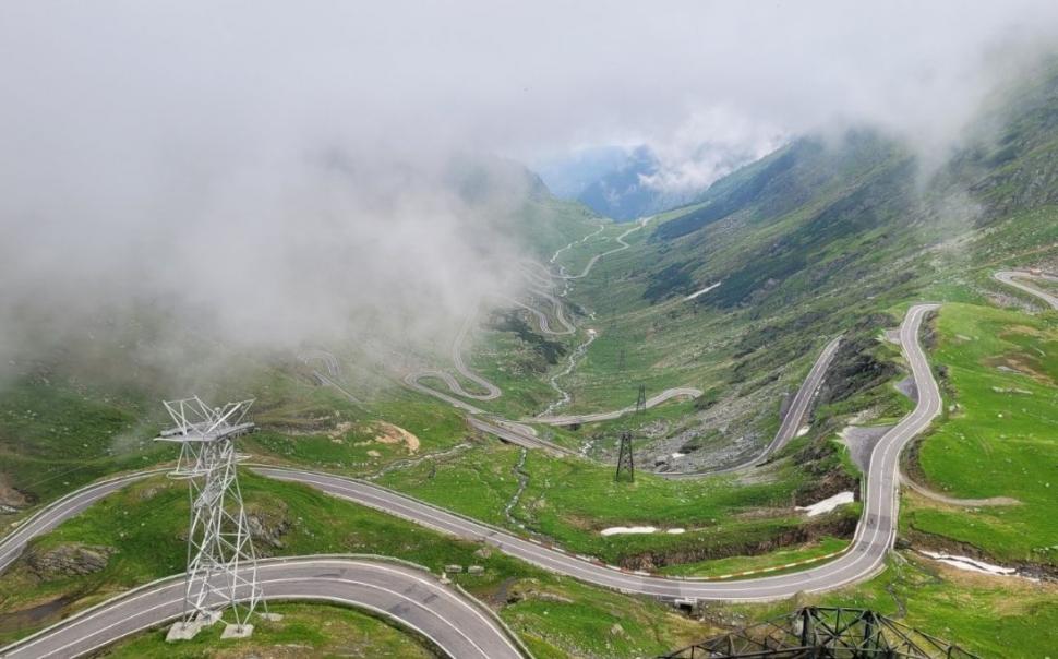 Circulația pe Transfăgărășan se redeschide mâine 773569
