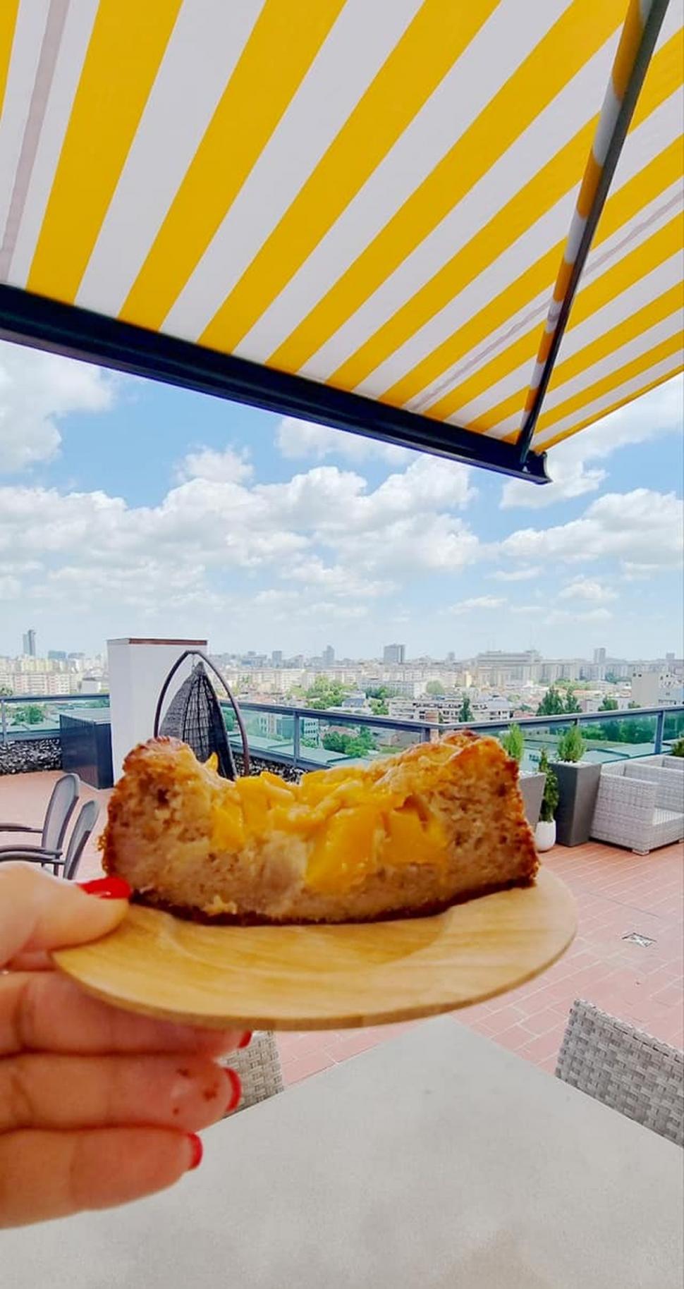 Secretul ca să nu te îngraşi în concediu. Carmen Brumă: "La mine funcţionează această combinaţie" | Cum arată meniul vedetei TV 773890