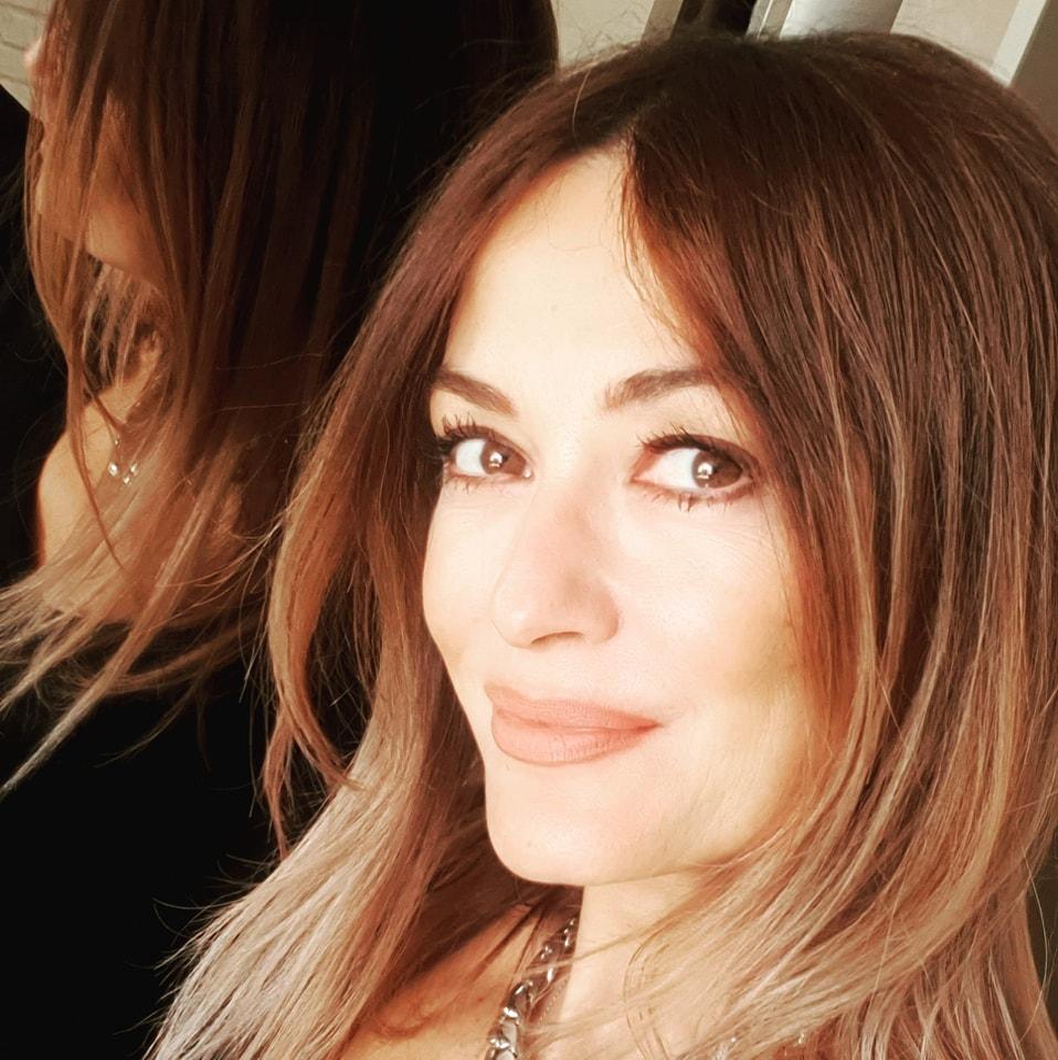 Ce apă consumă Anca Țurcașiu pentru a arăta impecabil: ”O beau, mă spăl cu ea...” 773678