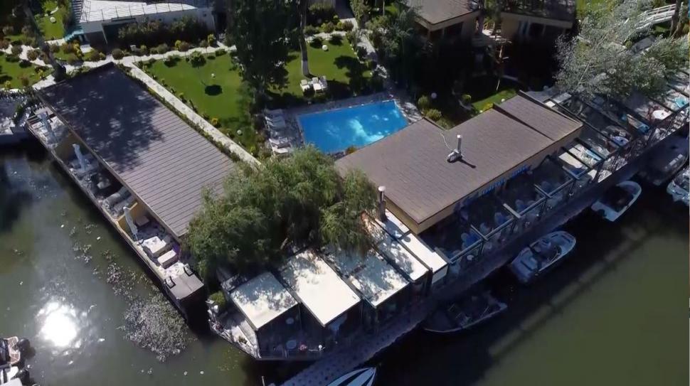 Locul din inima Deltei Dunării, unde te încarci cu energie. Cât costă o cameră la singurul hotel de cinci stele din zonă 774296