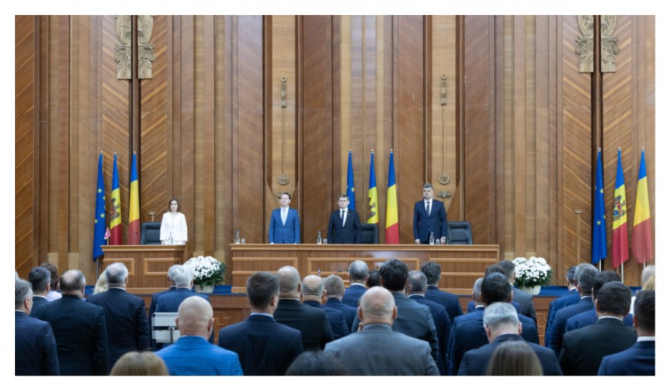 Președintele Maia Sandu vorbește la ședința  comună a parlamentelor României și Republicii Moldova