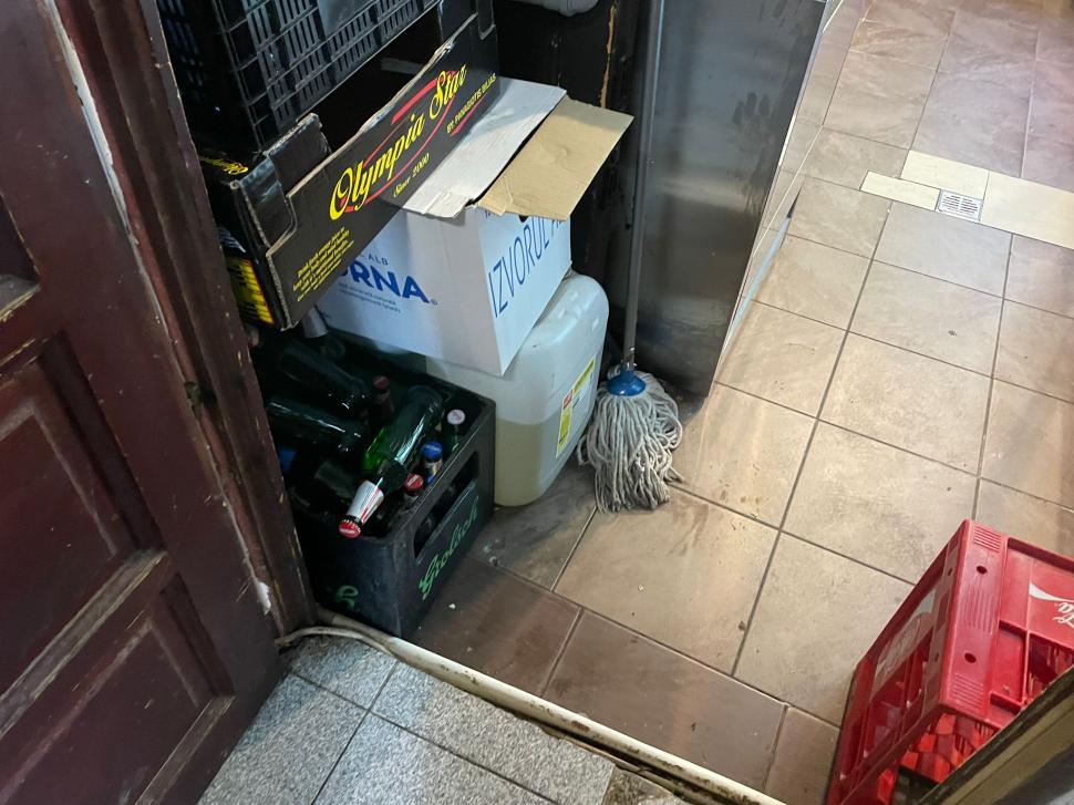 Cunoscut restaurant din Sectorul 6 al Capitalei, închis de ANPC în urma unei postări de pe o rețea socială 774447