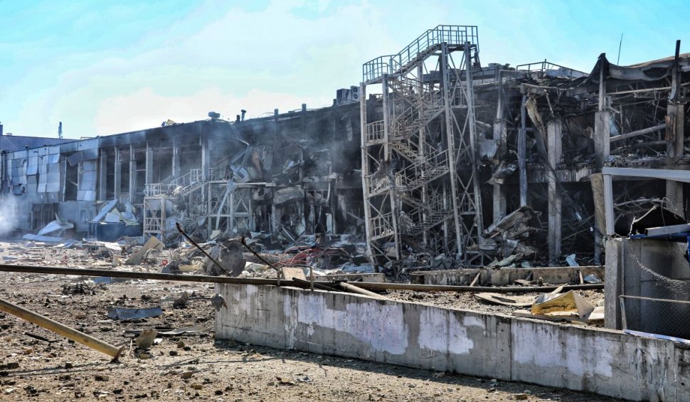 Rusia a distrus un depozit de alimente din Odesa, după ce i-a acuzat pe ucraineni că au atacat platforme de foraj în Marea Neagră