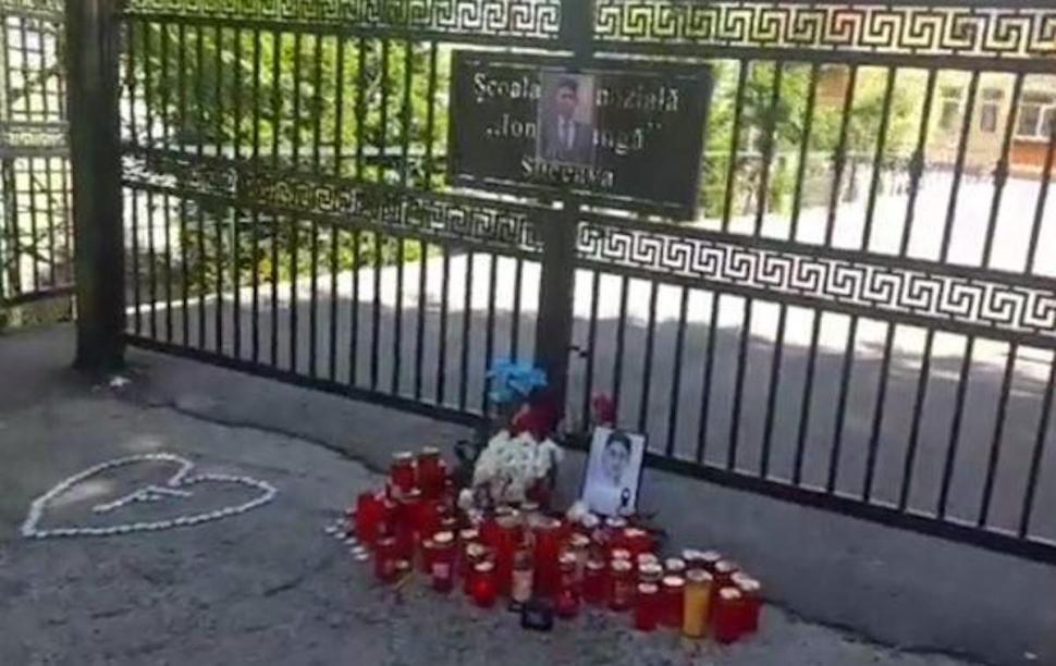 "Păcat, înger drag” | El e Flavius, adolescentul care a murit sub ochii tatălui la banchetul de a VIII-a, în Suceava 774866