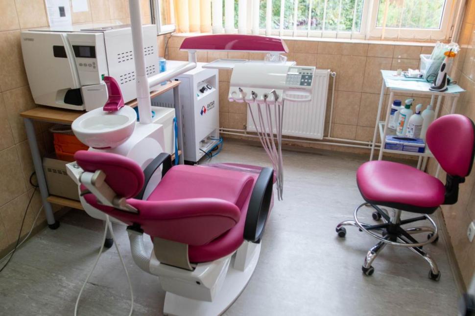 Gabriela Firea îl critică pe Nicuşor Dan pentru un alt proiect anulat: "Nu toţi părinţii îşi permit aceste costuri!" 774890