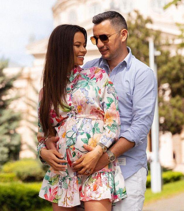 Flick Domnul Rimă a devenit tată. Prima imagine cu fetiţa sa, Eva Maria 775399