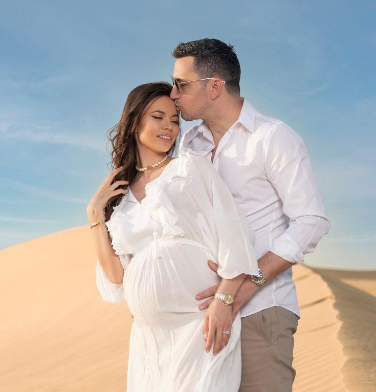 Flick Domnul Rimă a devenit tată. Prima imagine cu fetiţa sa, Eva Maria 775400