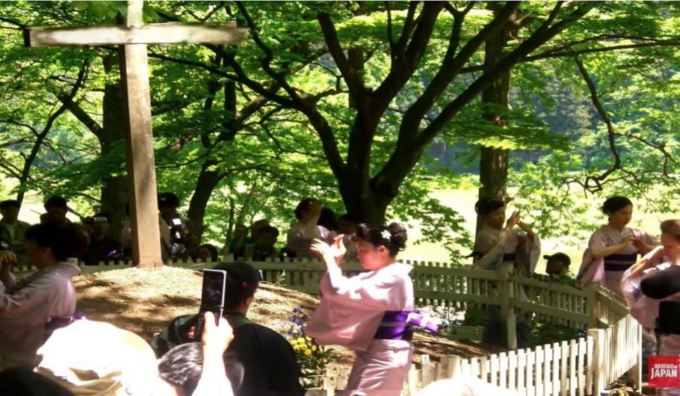 Locația mormântului lui Hristos din Japonia. Oamenii au presupus că aici s-ar afla îngropat Mântuitorul 775027