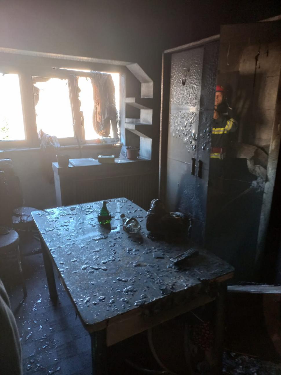 Explozie puternică într-un bloc din orașul Turceni. Printre victime se află și copii 775582