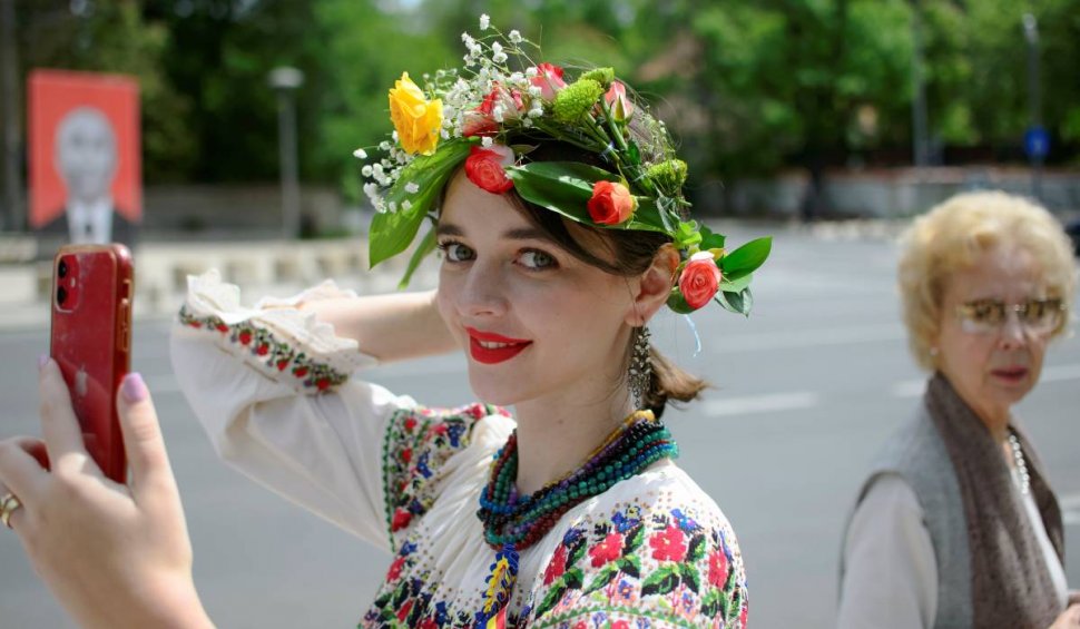 Ziua Naţională a Iei, sărbătorită astăzi. Cum a apărut cămaşa tradiţională | Unde au loc expoziții de ii românești