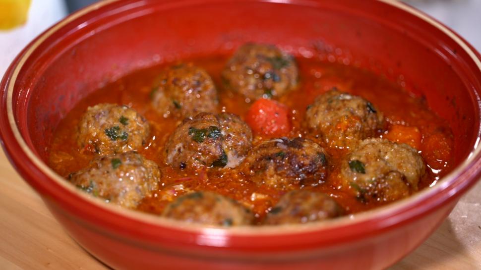 Ambasadorul Israelului, E.S. David Saranga, găteşte alături de Ştefan Lungu în ediţia 7 "Gătit la costum", sezonul 2 | "O dată pe săptămână mă întâlnesc cu un papanaş" 775346